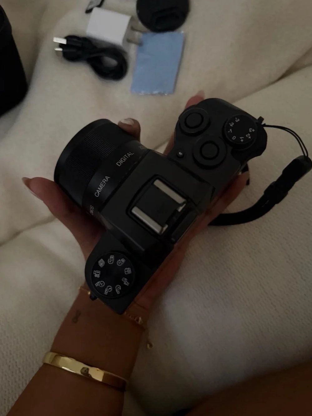 Amazon compact digital